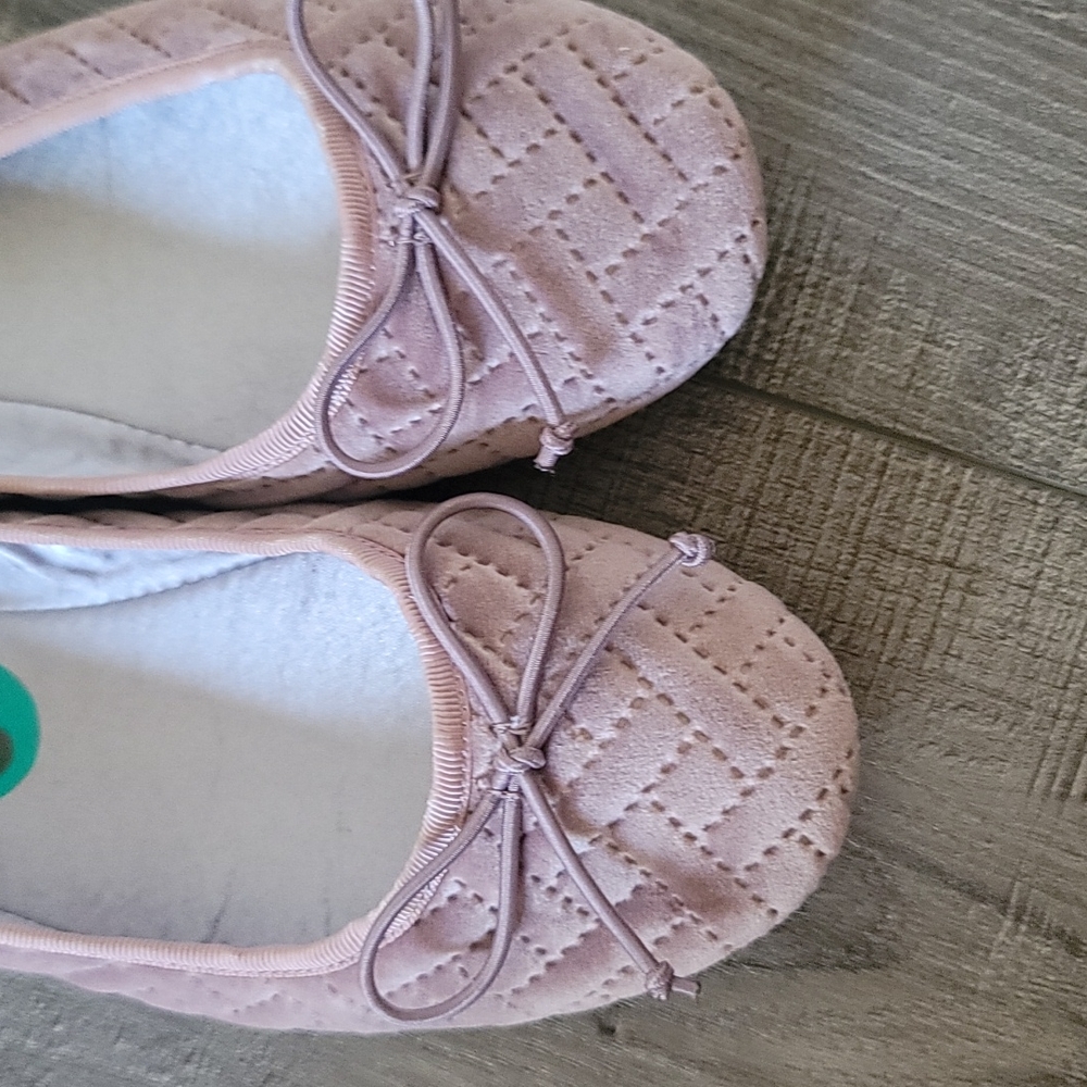 Shoes - Picture 3 of 3